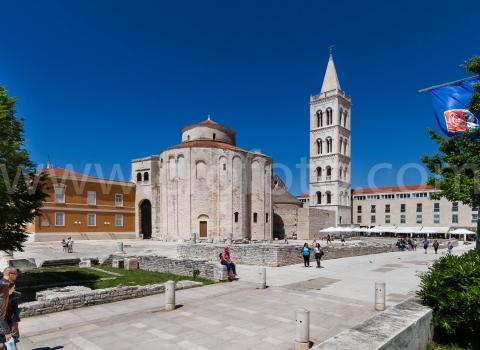 Crkva svetog Donata u Zadru i zvonik svete Stošije. Ostaci rimskog foruma. foruma