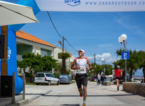 Fotografija ulaska natjecatelja u trčanju u cilj